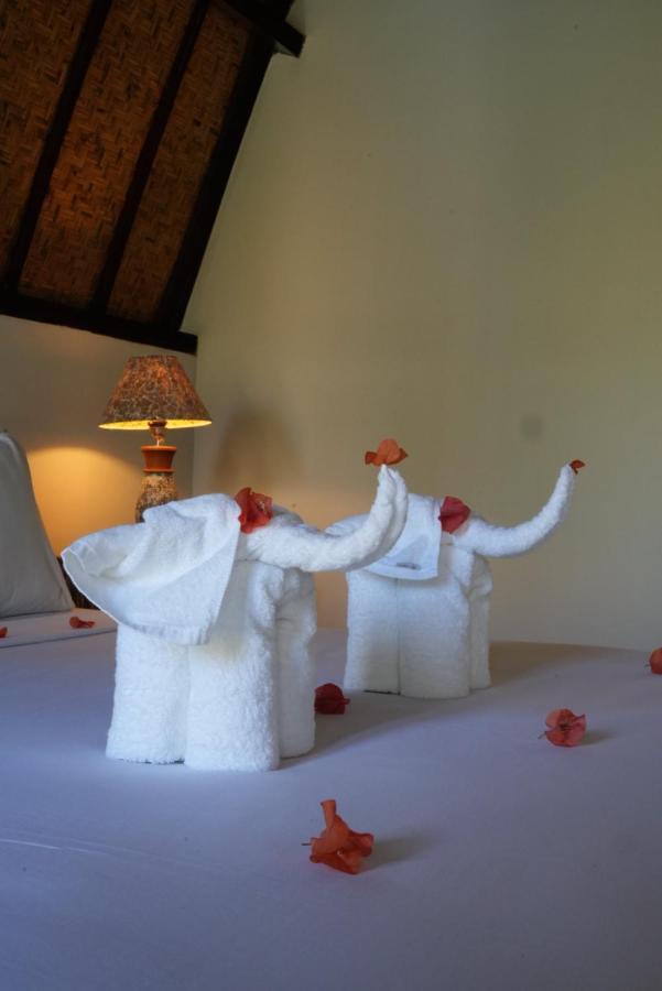 Copacabana Gili Air Hotell Exteriör bild